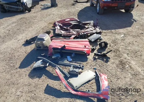 2005 Ford Excursion Eddie Bauer from USA, damaged, VIN 1FMSU45P65EC14636